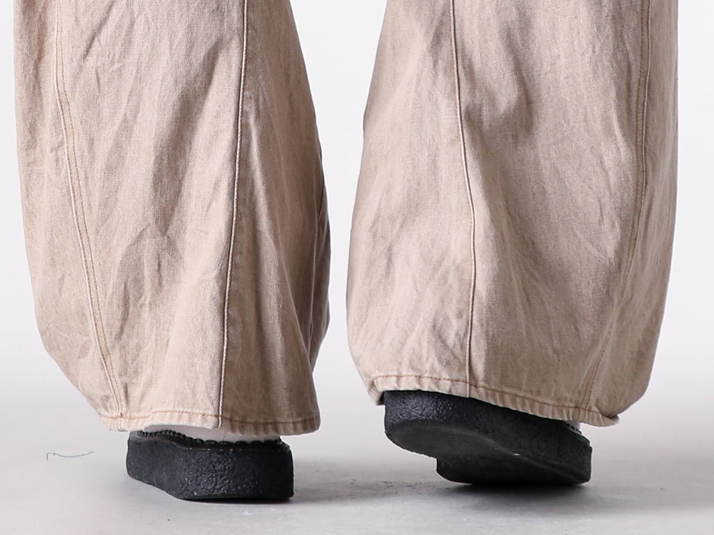 KHOKI - 25AW - Denim pants featuring distinct 3D structure through advanced cutting - 25fw-p-12 - 3D cutting denim pants - S14FW710 - THAMES / Suede Interlace Shoes 2-005