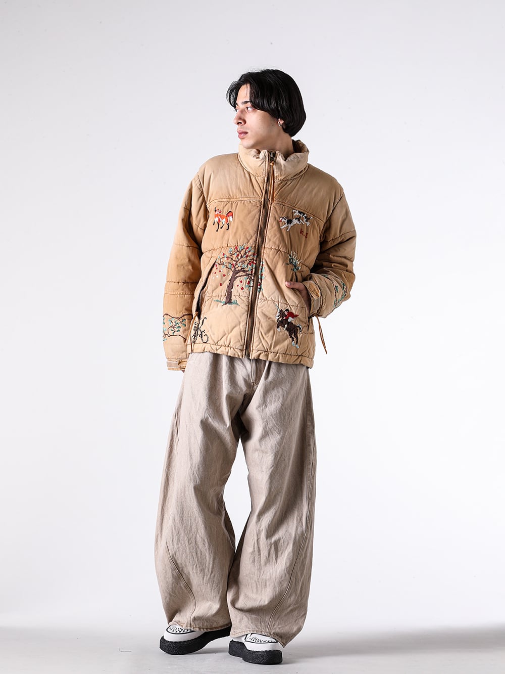 KHOKI - 25AW - Full Outfit Photo Gallery - 25fw-jk-07 - Vintage-effect puffer jacket - 25fw-t-03 - Vintage-effect sweat cardigan - 25fw-p-12 - 3D cutting denim pants - G15CA104 - CA4LA × KAMIYA K-Wing Distressed Cap - S14FW710 - THAMES / Suede Interlace Shoes 3-001