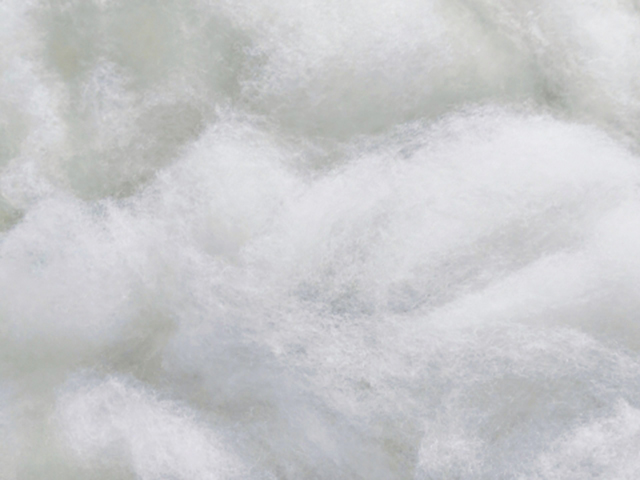 中綿（化繊）の特徴