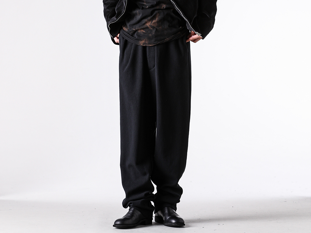 FRACTION - 25-26AW - Balancing Minimal Aesthetics and Practical Functionality - BT Trouser (FM25SS502OEMR) - Back Zip Boots Single Sole Wide Model (988X) 2-001
