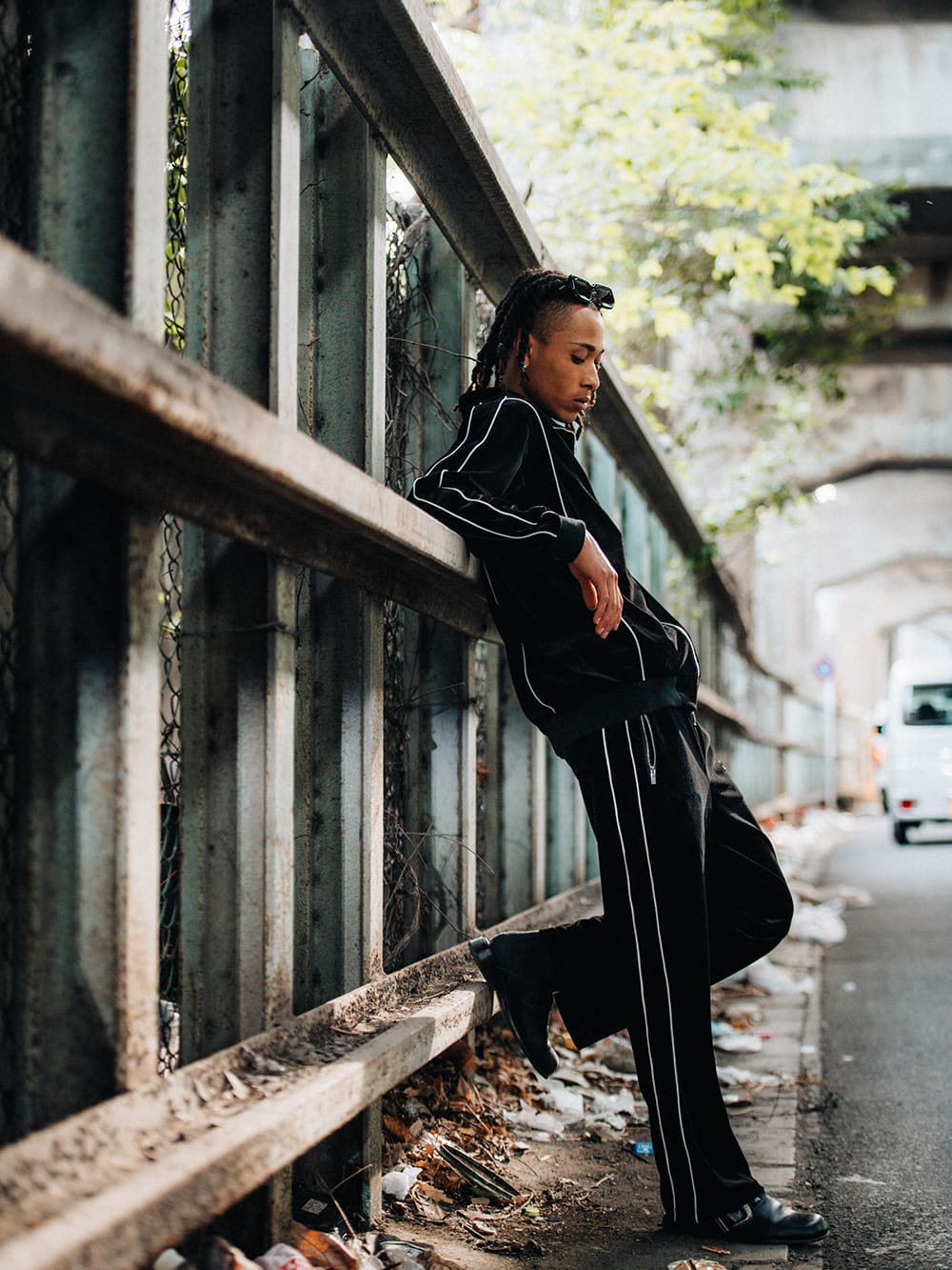 ラストネスト - LAST NEST - 25FW LOOK イメージ　べロアスタイル
