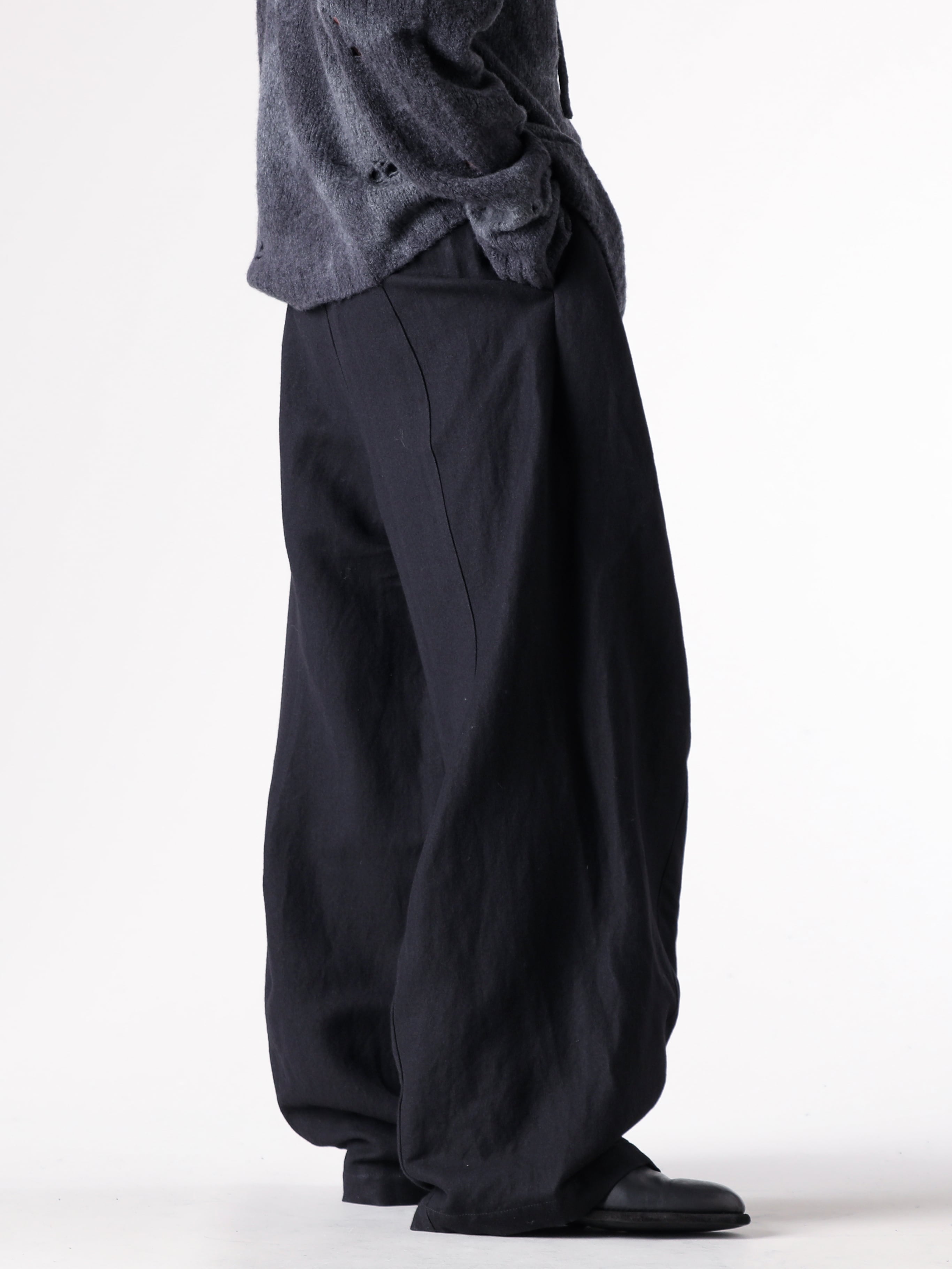 UMA WANG - 25AW  - Lower - W5/M/UM3502 - PAW PANTS - W5/M/UB00B2 - WOVEN LEATHER BELT - 698 - Side Zip Boots Single Sole 2-002