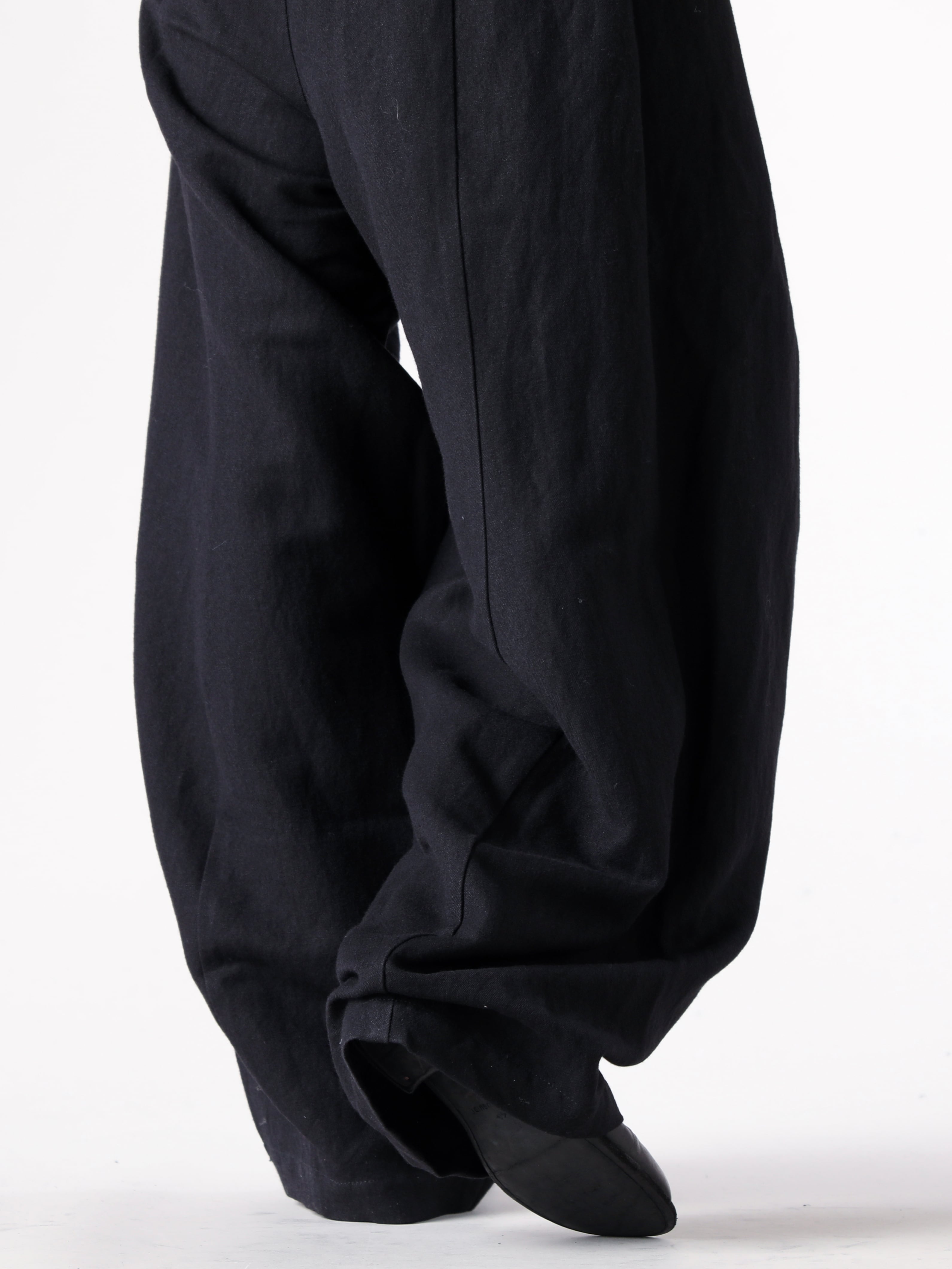 UMA WANG - 25AW  - Lower - W5/M/UM3502 - PAW PANTS - W5/M/UB00B2 - WOVEN LEATHER BELT - 698 - Side Zip Boots Single Sole 2-004