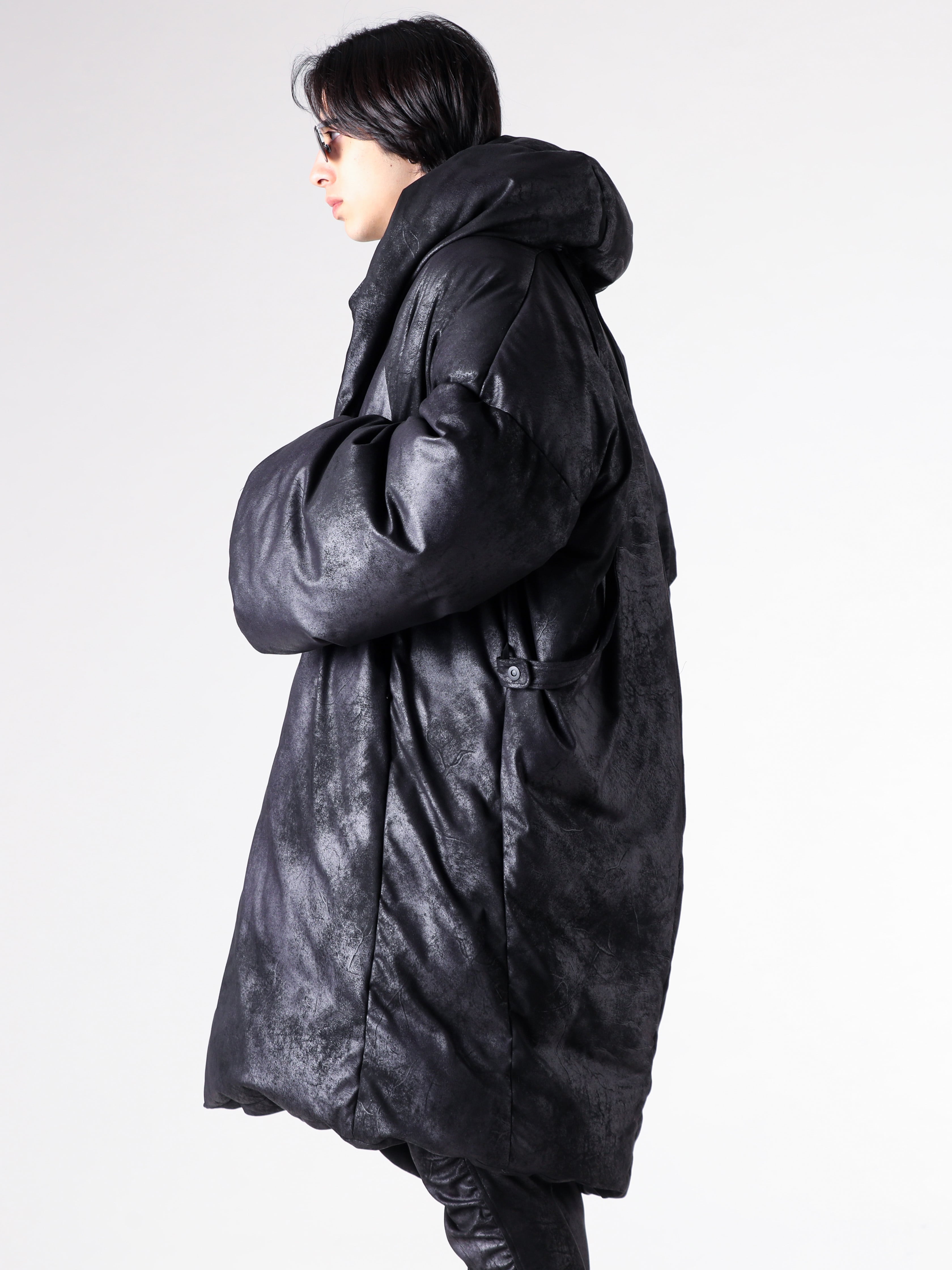 Justin Gall - 25AW styling - 上半身 - JGALL_RAWTAW25-02 - ABOMINABLE MAX PUFF PARKA - JGALL_RAWTAW25-28 - Layered Tar Waist Tee Brushed Slub Cotton - JGALL_RAWTAW25-42 - Titanium Layered Sphere Shades Cvb 1-002