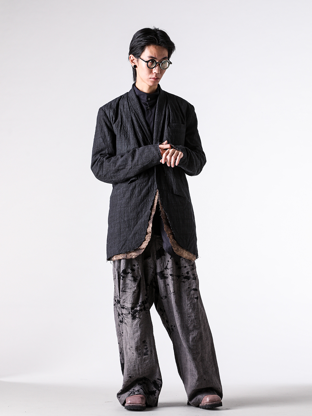 CHIAHUNG SU (チャンホン スー) - 25-26AW - 見出し3 - コーディネート全体の写真一覧 3-002