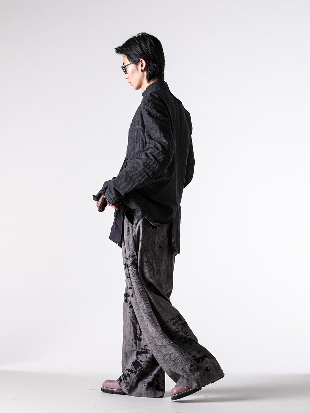 CHIAHUNG SU (チャンホン スー) - 25-26AW - 見出し3 - コーディネート全体の写真一覧 3-003