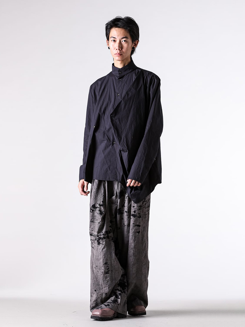 CHIAHUNG SU- 25-26AW - Shirt - Hand Dyed Mandarin Collar Shirt （Dyed Black） - AW25-MS25-TCO 3-006