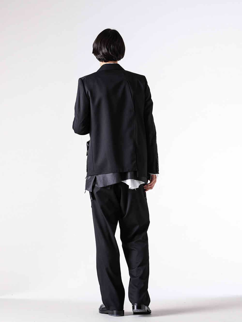 setup - 25-26AW - スタイル別・成人式のおすすめコーディネート - 1. sulvam（サルバム）：『“即興性”が生む、一点物のアートピース』 3-004