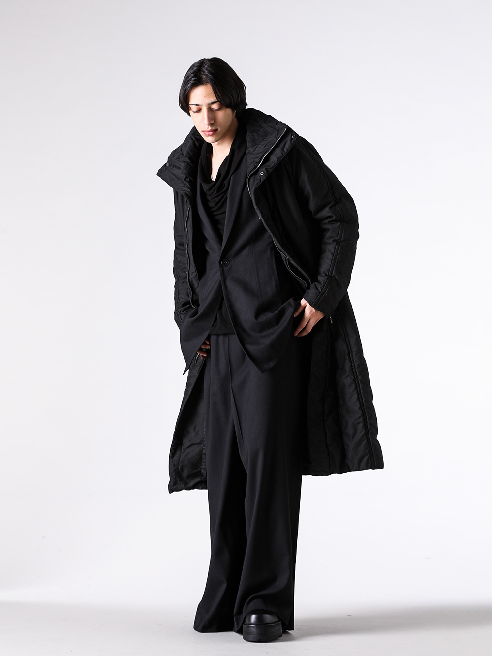 setup - 25-26AW - 第一印象を決める「コート」厳選5選 - 5. JULIUS / COTTON MOLESKIN COAT （BLACK） / 917COM4 4-0015