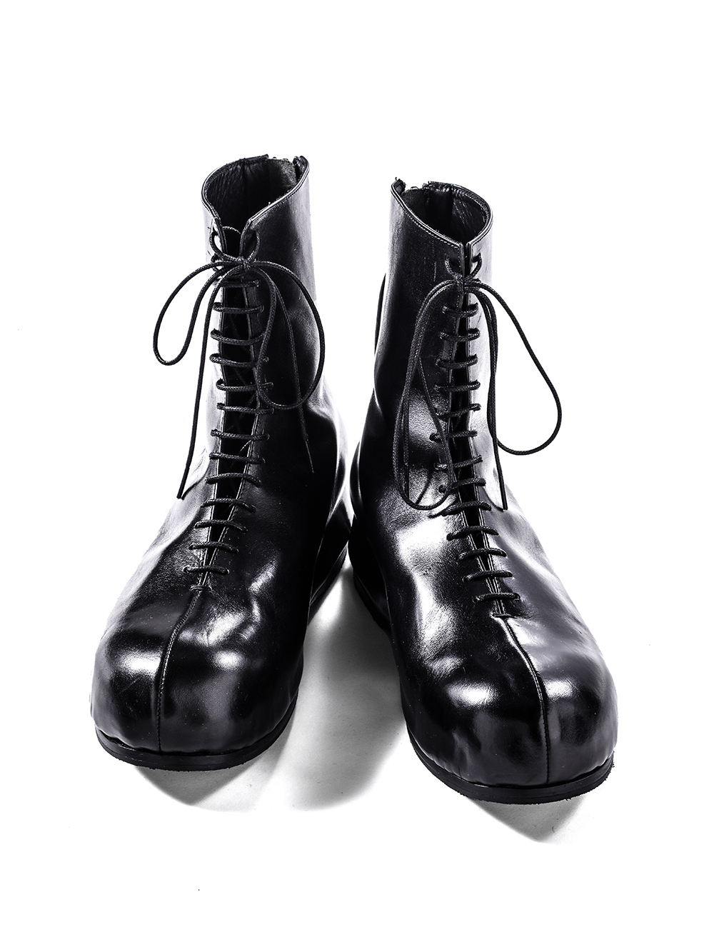 setup - 25-26AW - 全体の印象を決定づける「ブーツ」厳選5選 - 4. The Viridi-anne / KIDS LOVE GAITE Collaboration In Heel Boots / VI-KLG-001-09 5-0011