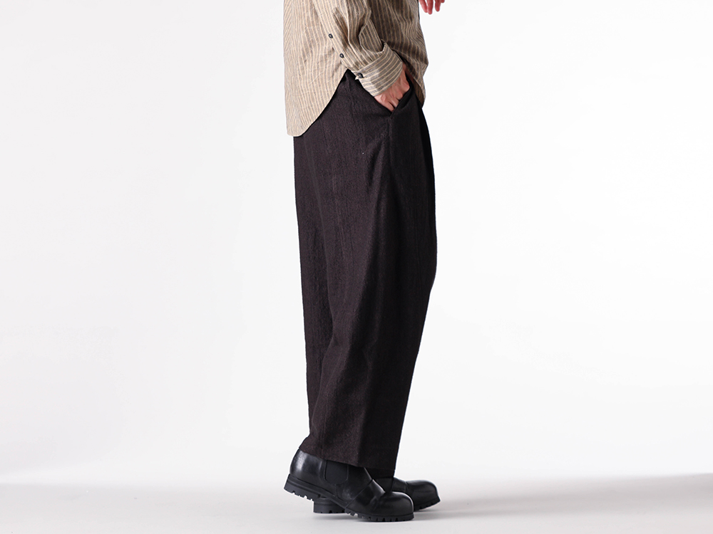 ZIGGY CHEN(ジギーチェン) - 25-26AW  - 下半身 - Pleated Drop Crotch Trousers (0M2530516) - Chelsea Derby Shoes (0M2513001) 2-004