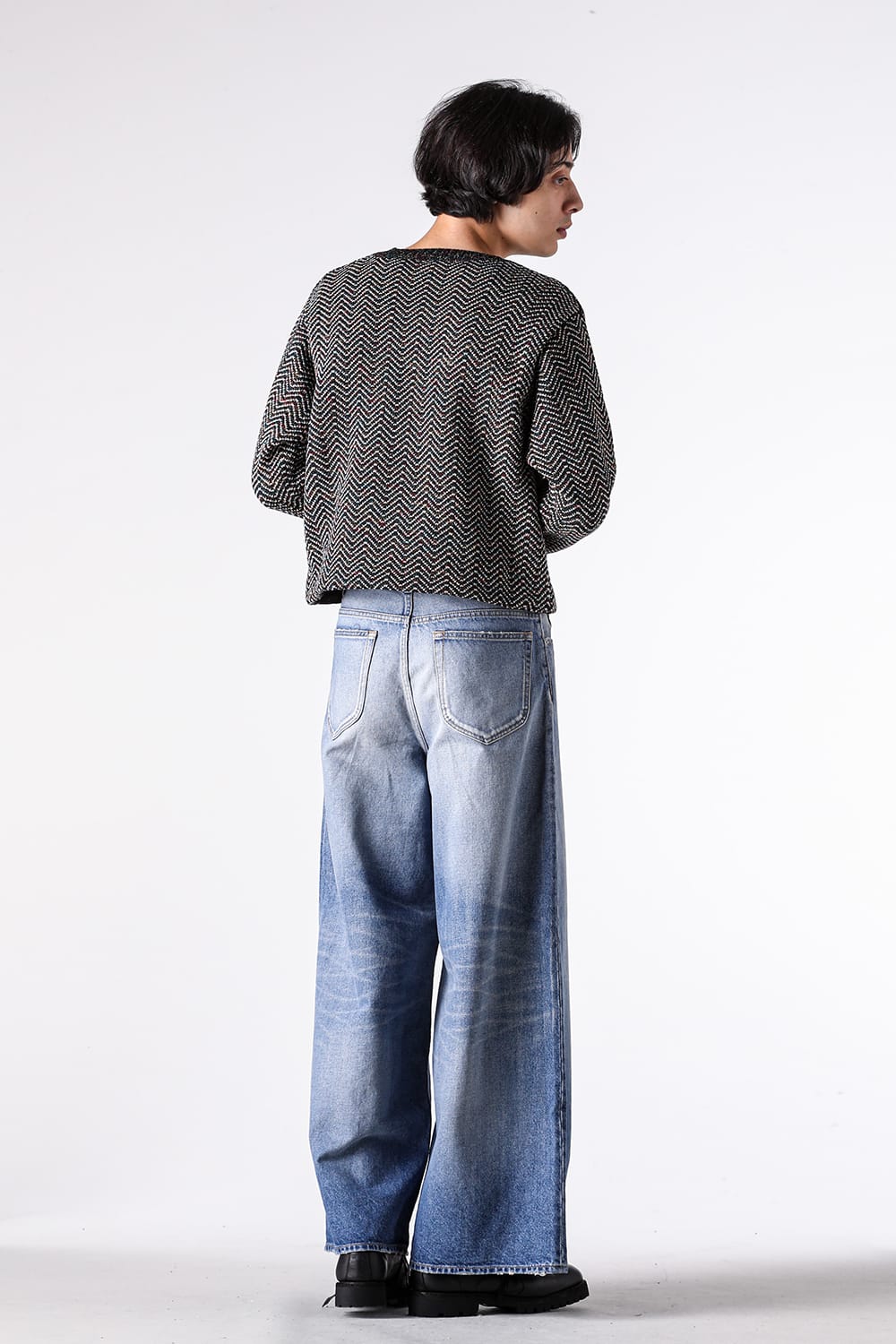 ニット特集 - 25-26AW - MASU | オーロラのような美しい配色。マットな質感のヘリンボーンニット - AURORA SHORT SWEATER / M25F9KN003 10-002