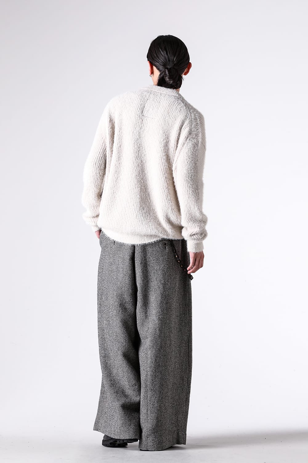 ニット特集 - 25-26AW  - UMA WANG | 温かみのあるオフホワイト。毛足の長いモヘアニットポロ - POLO TOP / W5/M/UK7584 2-003