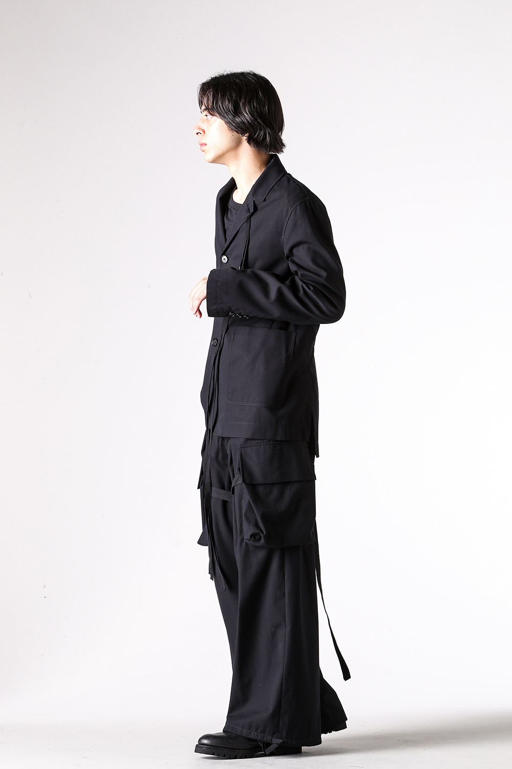 Jackets - 25-26AW - Selecting by Detail and Fabric: Tailored Jackets Embodying Brand Philosophy - Ann Demeulemeester | Iconic Grosgrain Ribbon: Avant-Garde Design Found Even in the Lining 1-0014