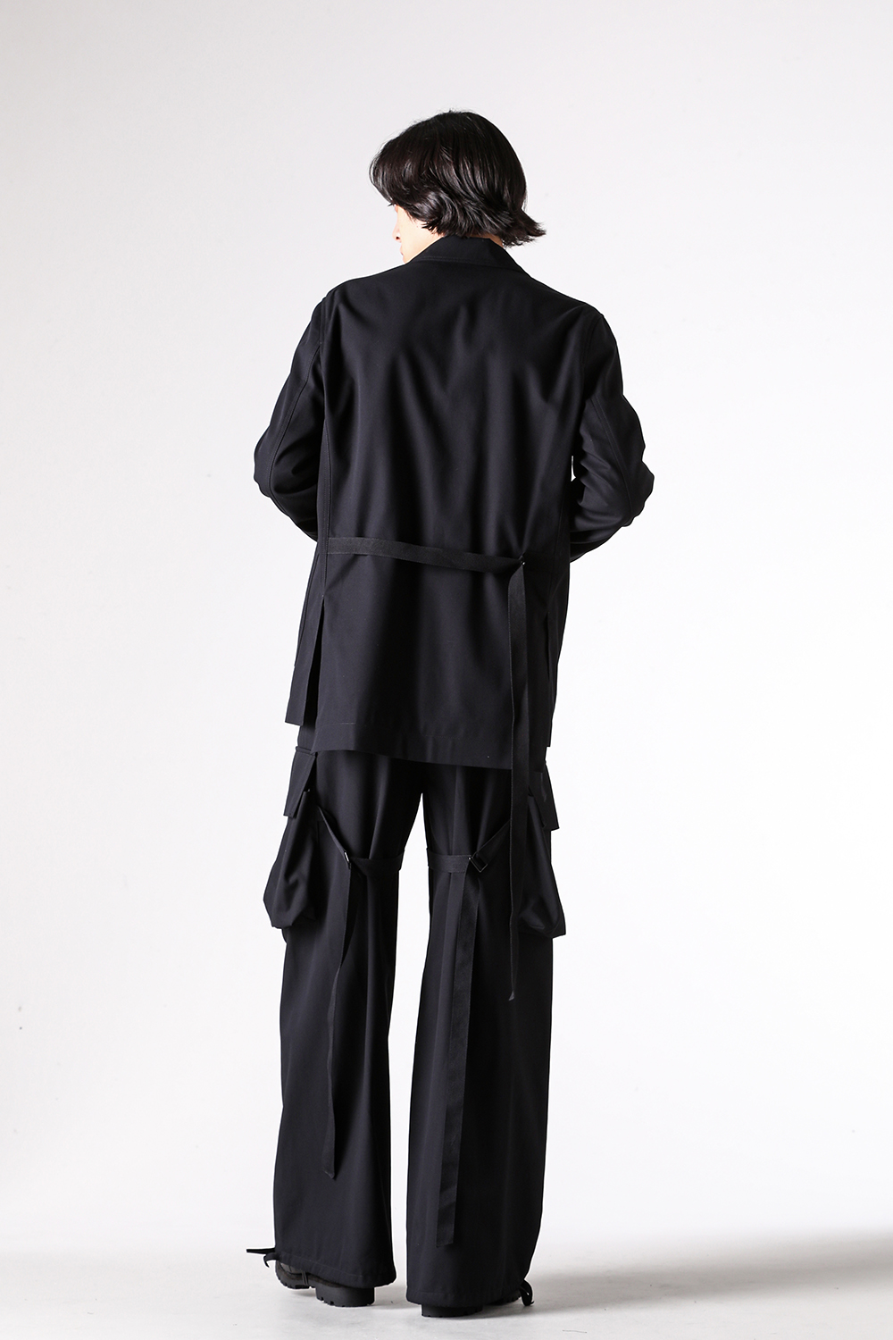 Jackets - 25-26AW - Selecting by Detail and Fabric: Tailored Jackets Embodying Brand Philosophy - Ann Demeulemeester | Iconic Grosgrain Ribbon: Avant-Garde Design Found Even in the Lining 1-0015