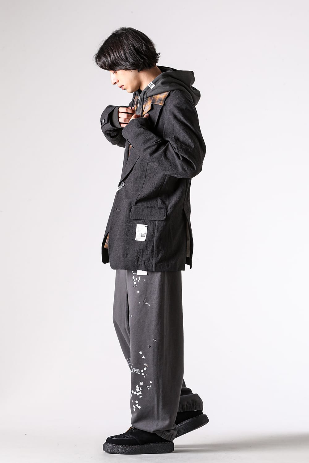 Jackets - 25-26AW  - Design and Silhouette with Unique Brand Interpretation: Tailored Jackets that Draw Out the Wearer's Individuality - Maison MIHARA YASUHIRO | Coexistence of Street and Classic: A Revolutionary Triple-Layered Jacket 2-008