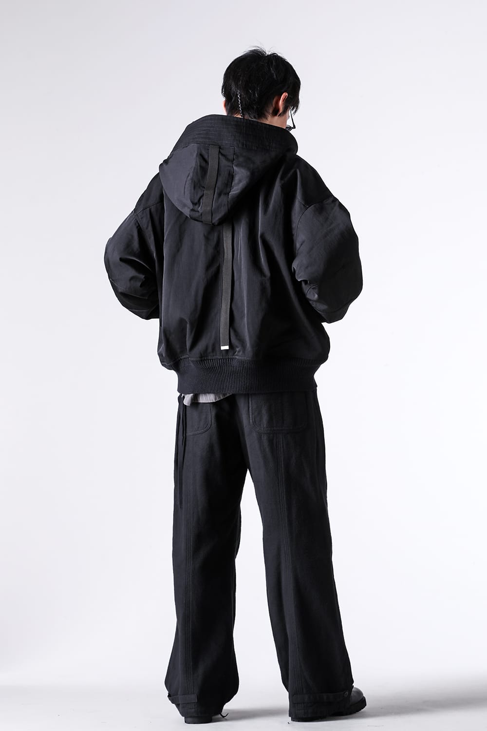 Jackets - 25-26AW - Sophisticated Casual and Mode for Adults: Hooded Jackets Embodying Functional Beauty - The Viridi-anne | Coexistence of Tech and Mode: High-Density Twill Fusing Bomber and Hood 3-006