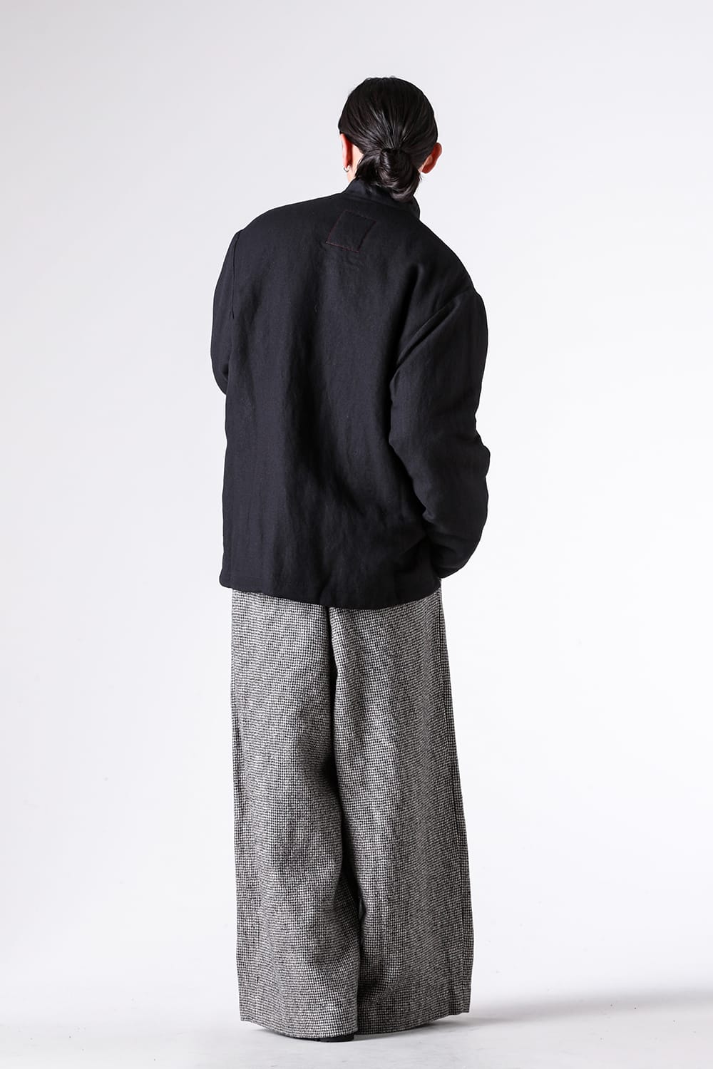 Jackets - 25-26AW - Wearable Art Pieces: Design Jackets Featuring Unique Cutting and Presence - UMA WANG | Eastern Philosophy and Artisan: A China Jacket with Boa Lining and Dignity 5-003