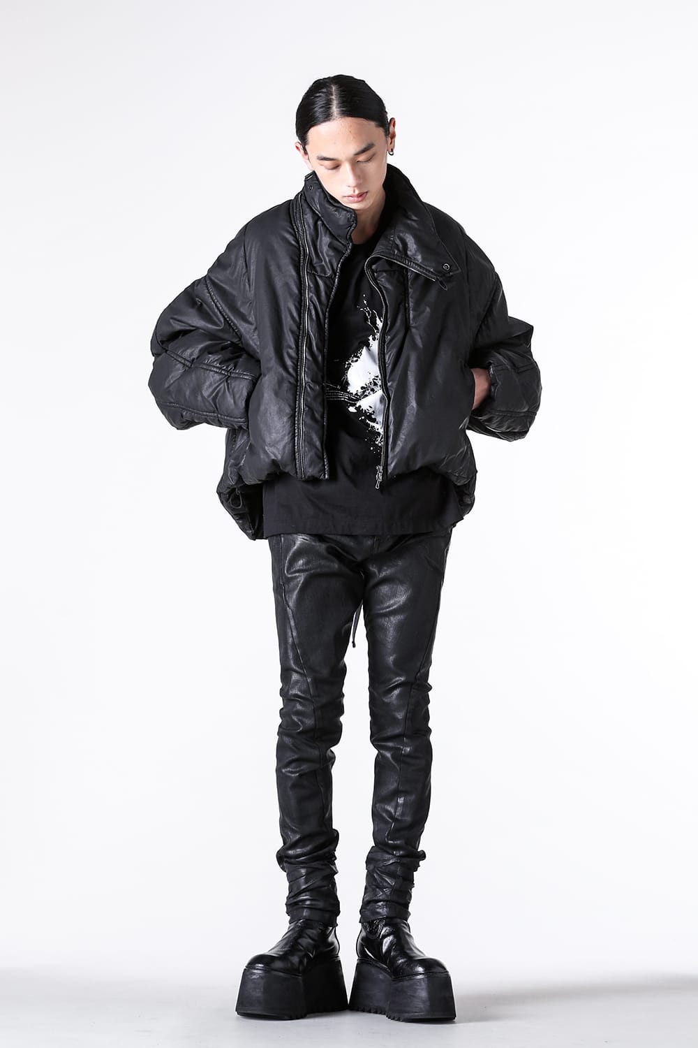 Jackets - 25-26AW - Wearable Art Pieces: Design Jackets Featuring Unique Cutting and Presence - JULIUS | Leather-like Aging: A Padded Blouson with a Moist Texture from Coating 5-004