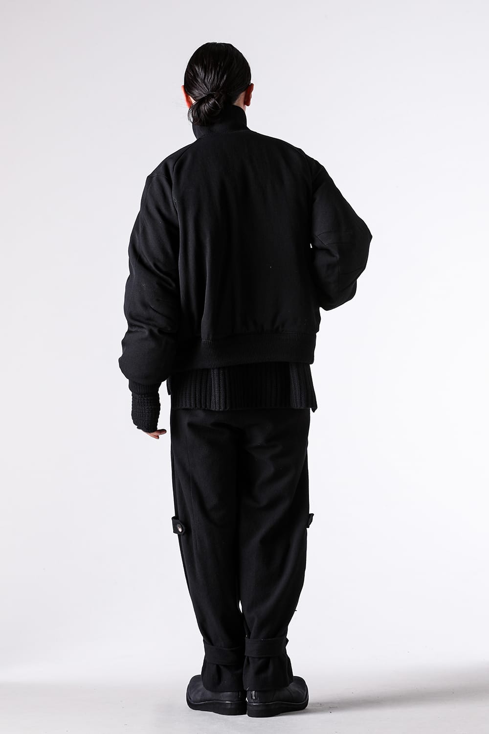 Blouson - 25-26AW  - DEVOA | Matte Wool Gabardine & Rounded Construction. A Refined High-Neck Down Jacket - Down Jacket Salt Shrink Wool （BLACK） / DKJ-MSRH 2-003