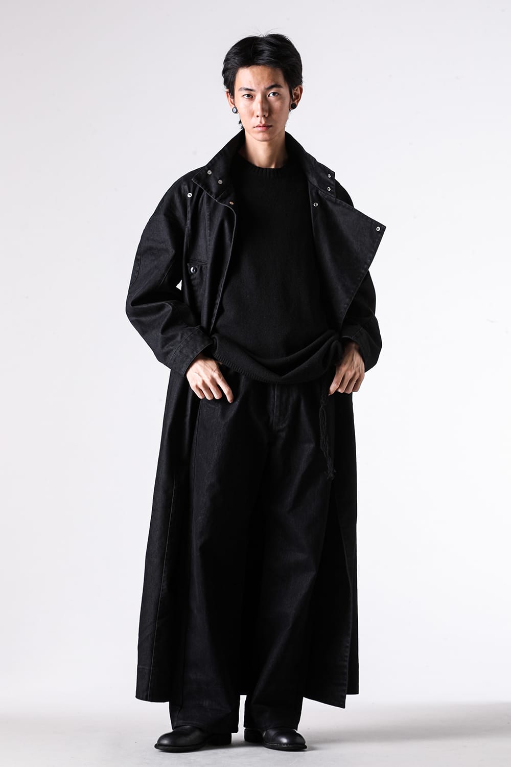 コート特集 - 25-26AW - 新進気鋭デザイナーズブランド - Omar Afridi | PINA WRAPPED COAT （BLACK） / OA-AW25-CT-101-01 4-002