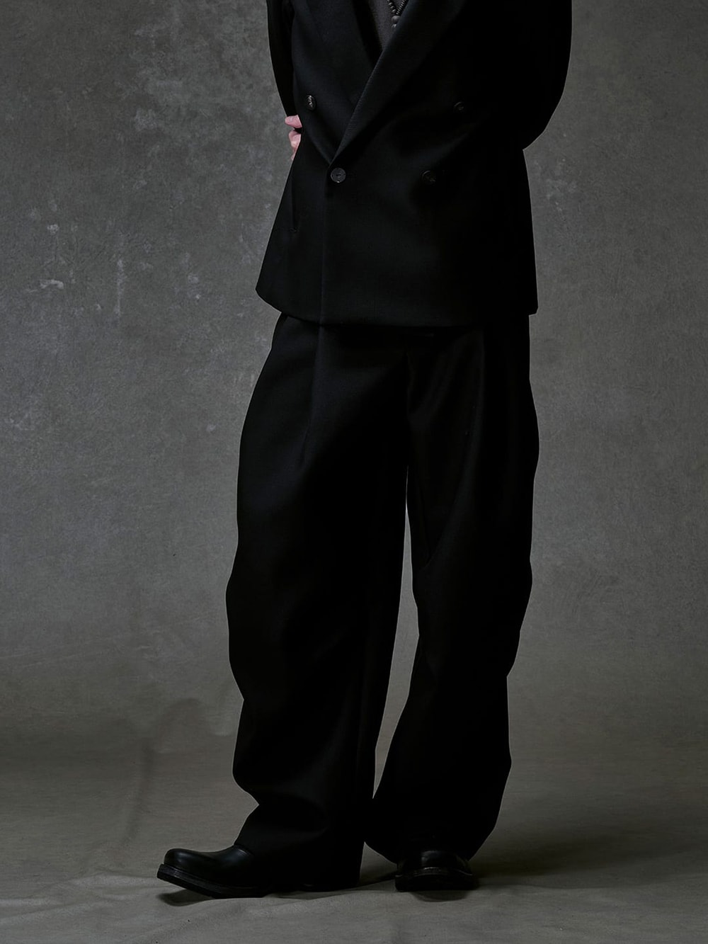 DEVOA 26SS collection look 1-002