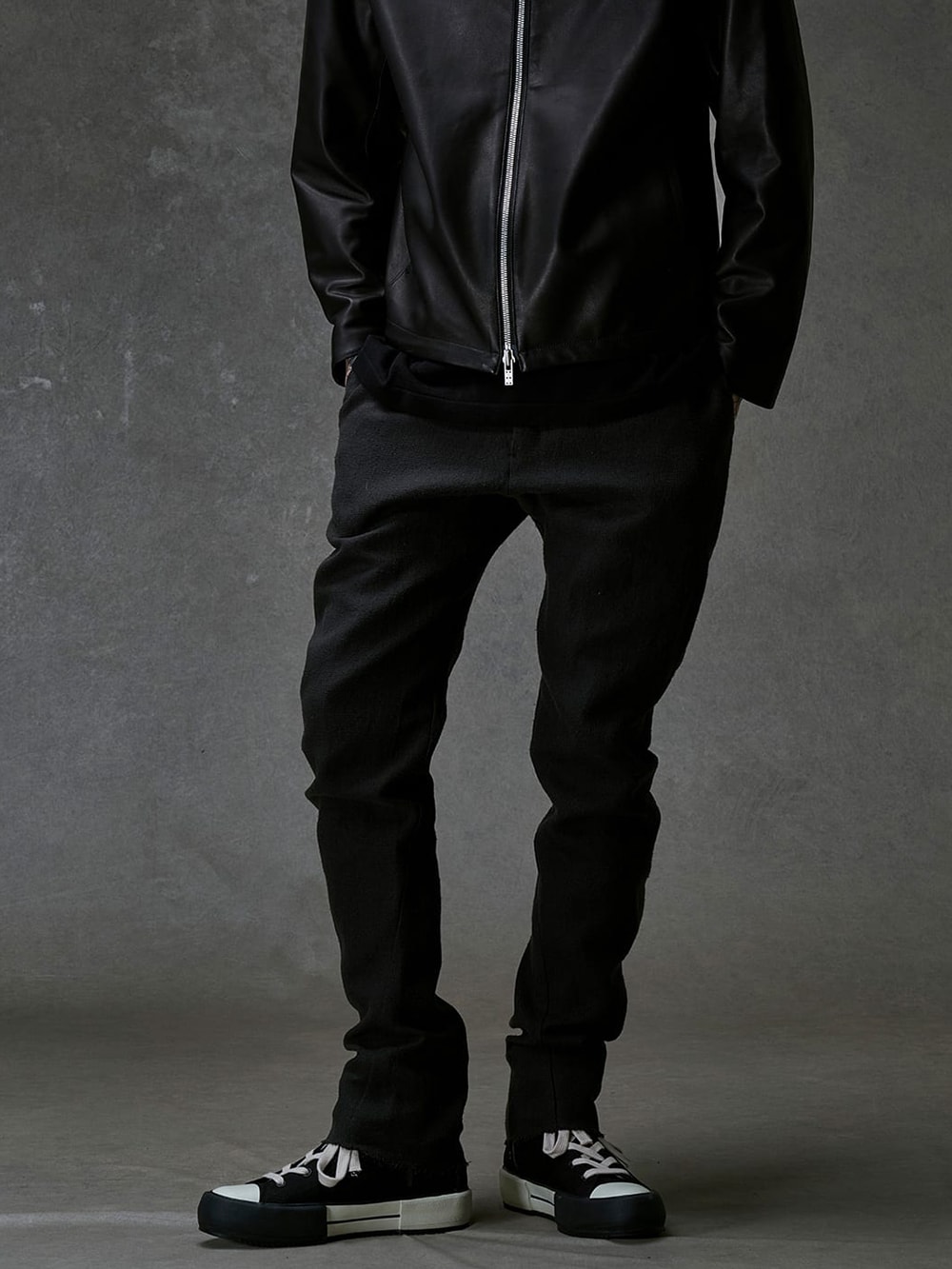 DEVOA 26SS collection look 1-001