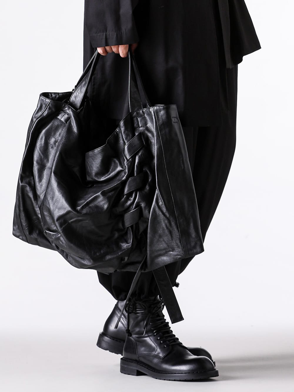 discord Yohji Yamamoto（ディスコード ヨウジヤマモト）のレザー