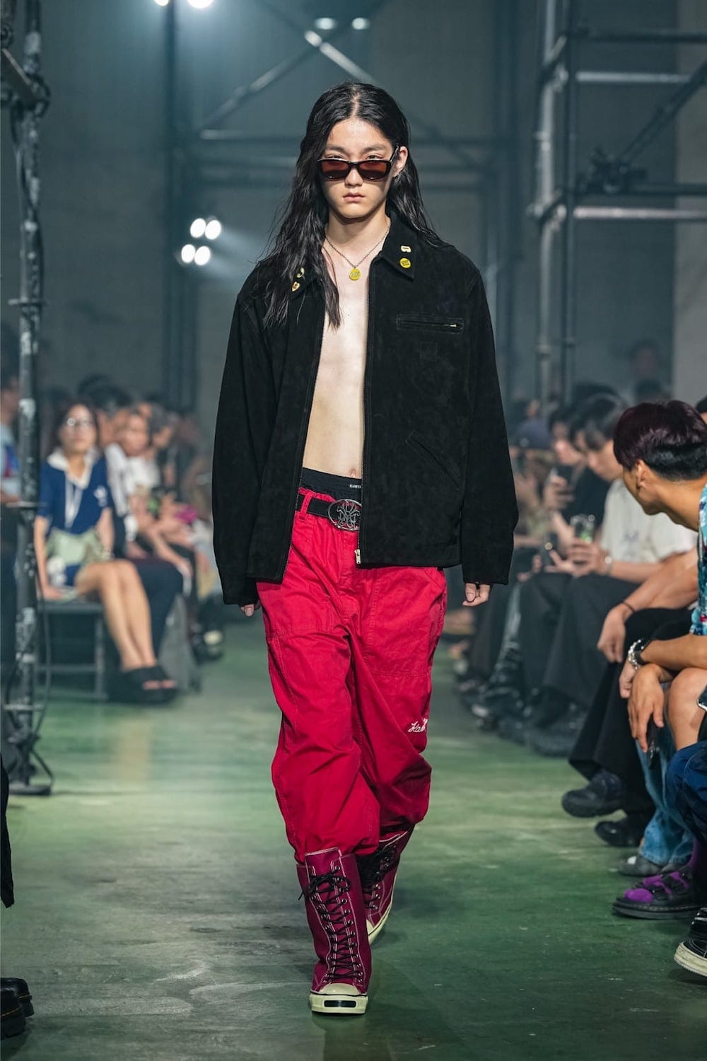 元彼clothing KAMIYA 26SSコレクション「The Darkness Will Disappear」のご紹介