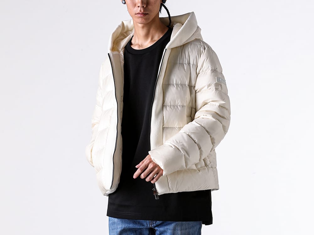 タトラス ダウンのメンズ 人気ランキング 2025年 TOP6 第6位 洗練されたスマートなシルエットが人気の「BORBORE」