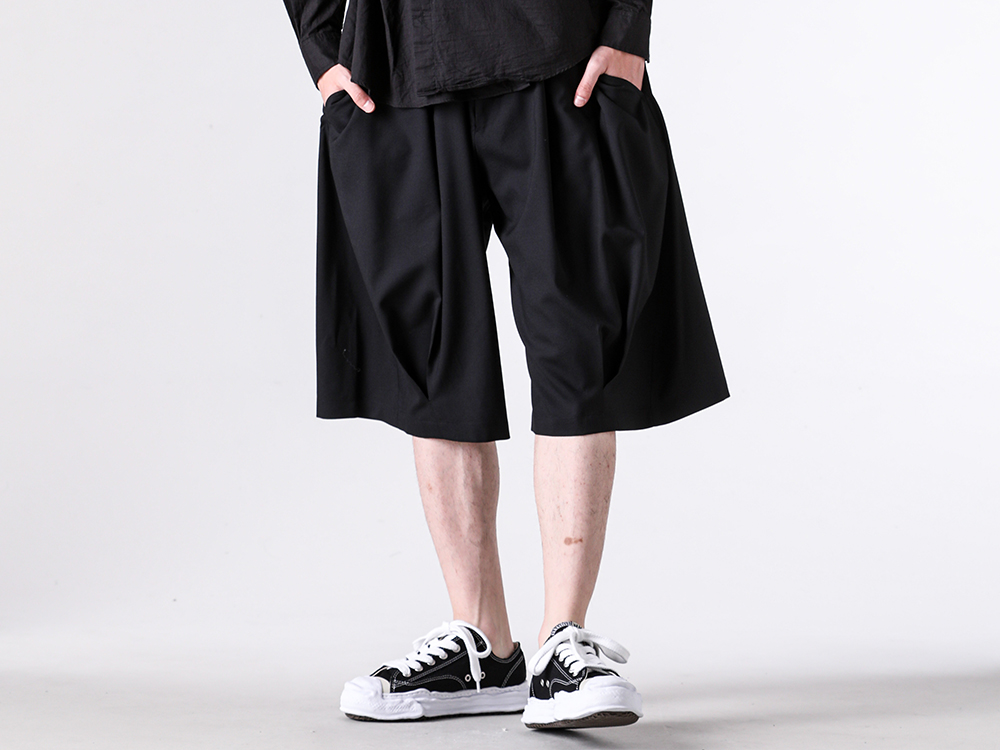 KHOKI - 26SS styling - KHOKI 1st delivery items - Pleated Balloon Dress Shorts （Black）/ 26ss-p-14 1-0043