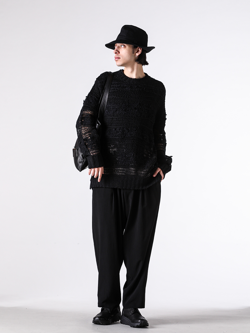Yohji Yamamoto POUR HOMME 26SS ブラックの陰影をニットで表現した