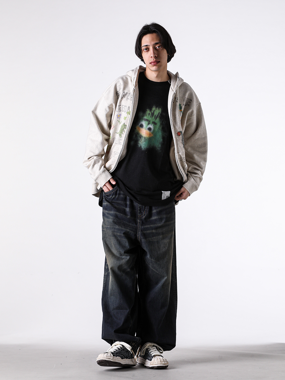 BLAKEY ワイドパンツと合わせたスタイリング画像