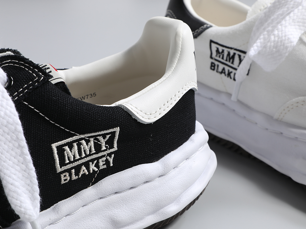 Maison MIHARA YASUHIROの名作スニーカー「BLAKEY(ブレイキー)」徹底