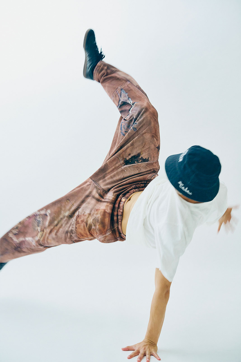 TALKING ABOUT THE ABSTRACTION(トーキング アバウト ジ アブストラクション) 26SSコレクション 公式ルックブック