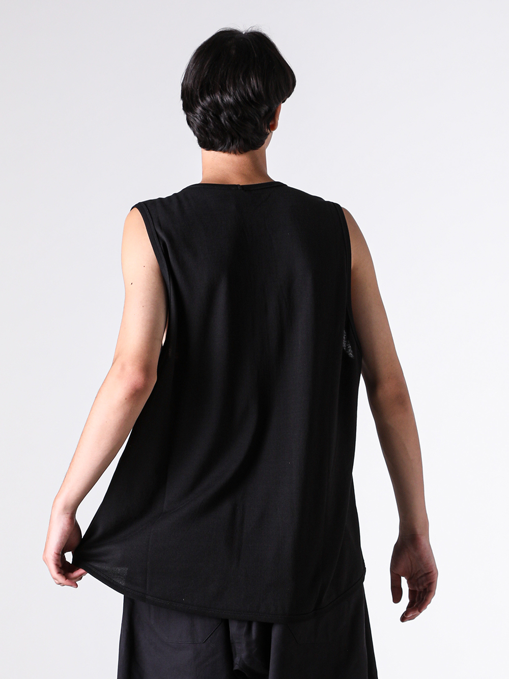 JAN-JANVANESSCHE(ヤンヤンヴァンエシュ) 26SSコレクション 入荷アイテム詳細