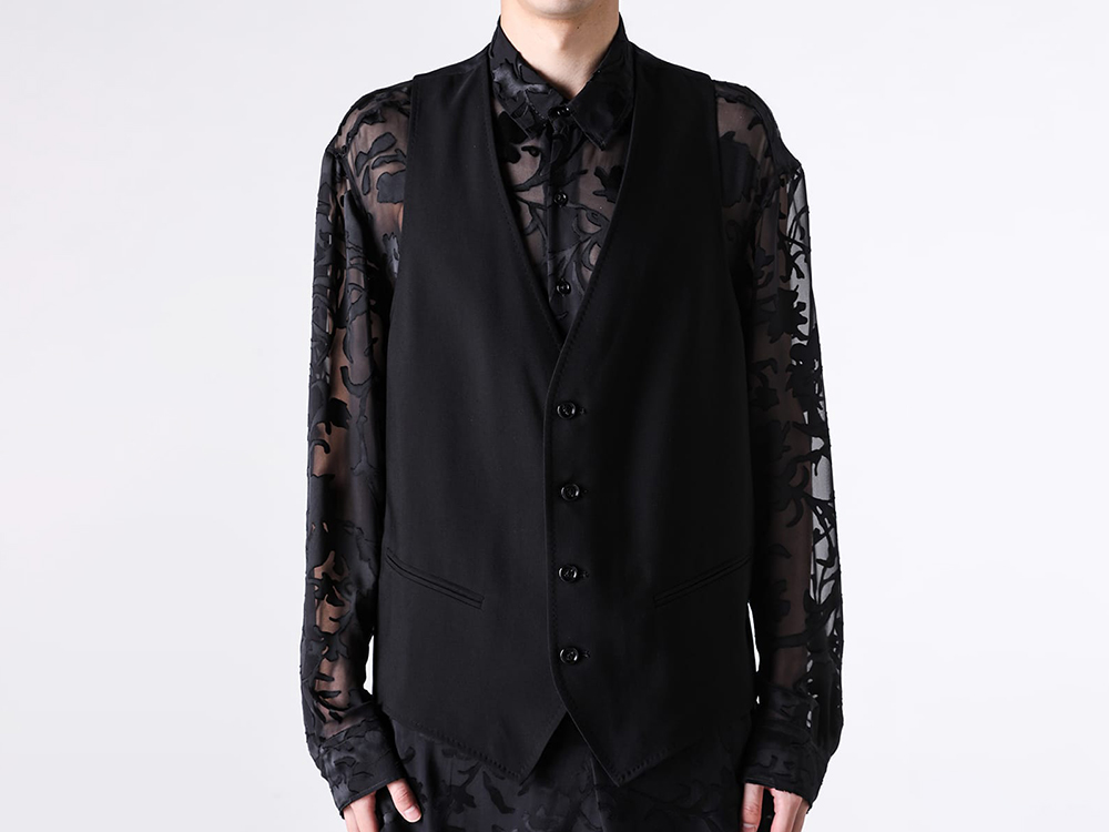 Ann Demeulemeester を象徴するアイテム JUIKKO CLASSIC WAISTCOAT の