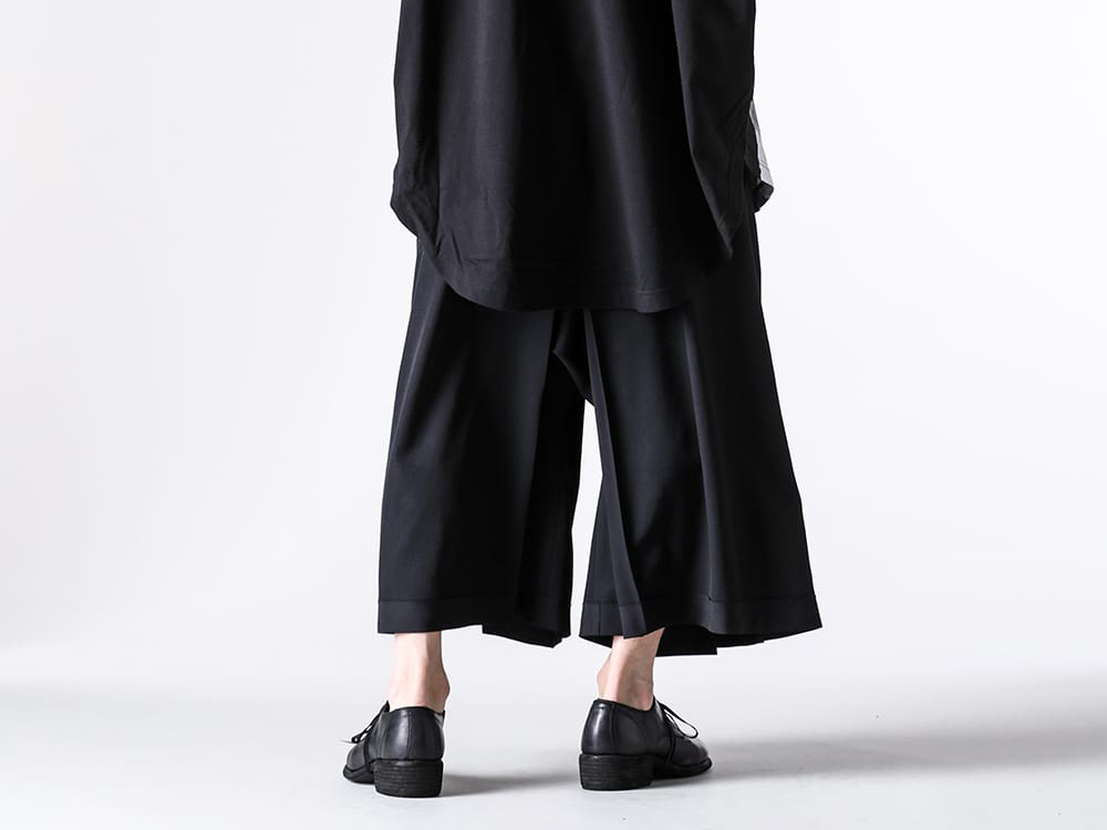 Ground Y 26SS ハカマパンツ：ブランド独自のデザインと立体的な