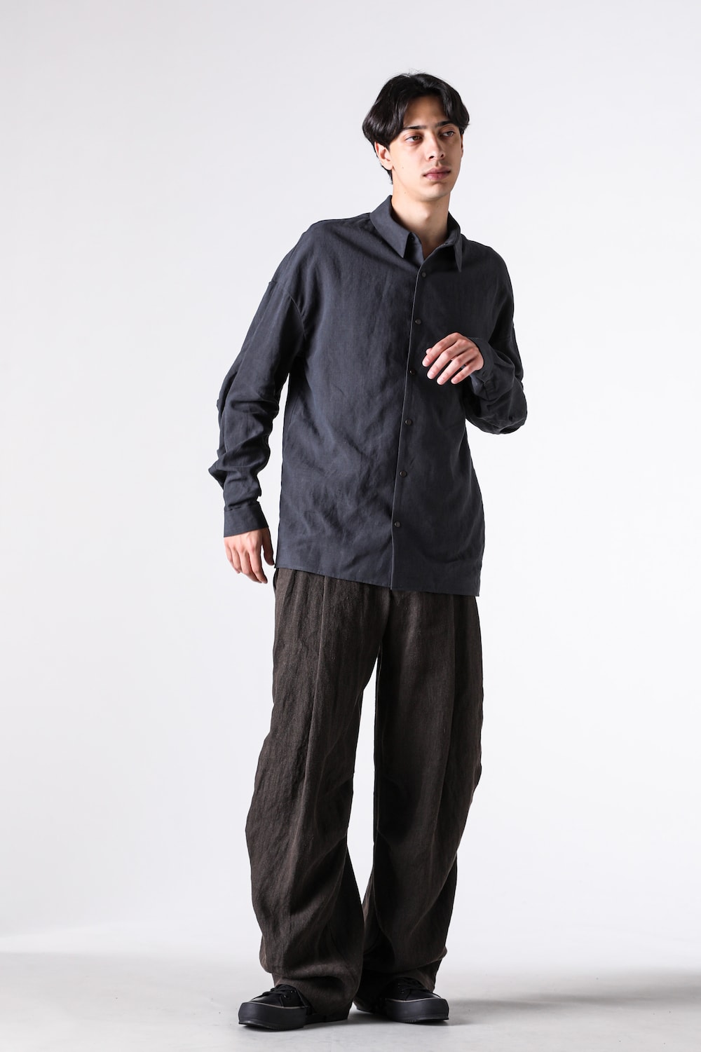 Image showing the shirt's drop shoulder and overall relaxed feel