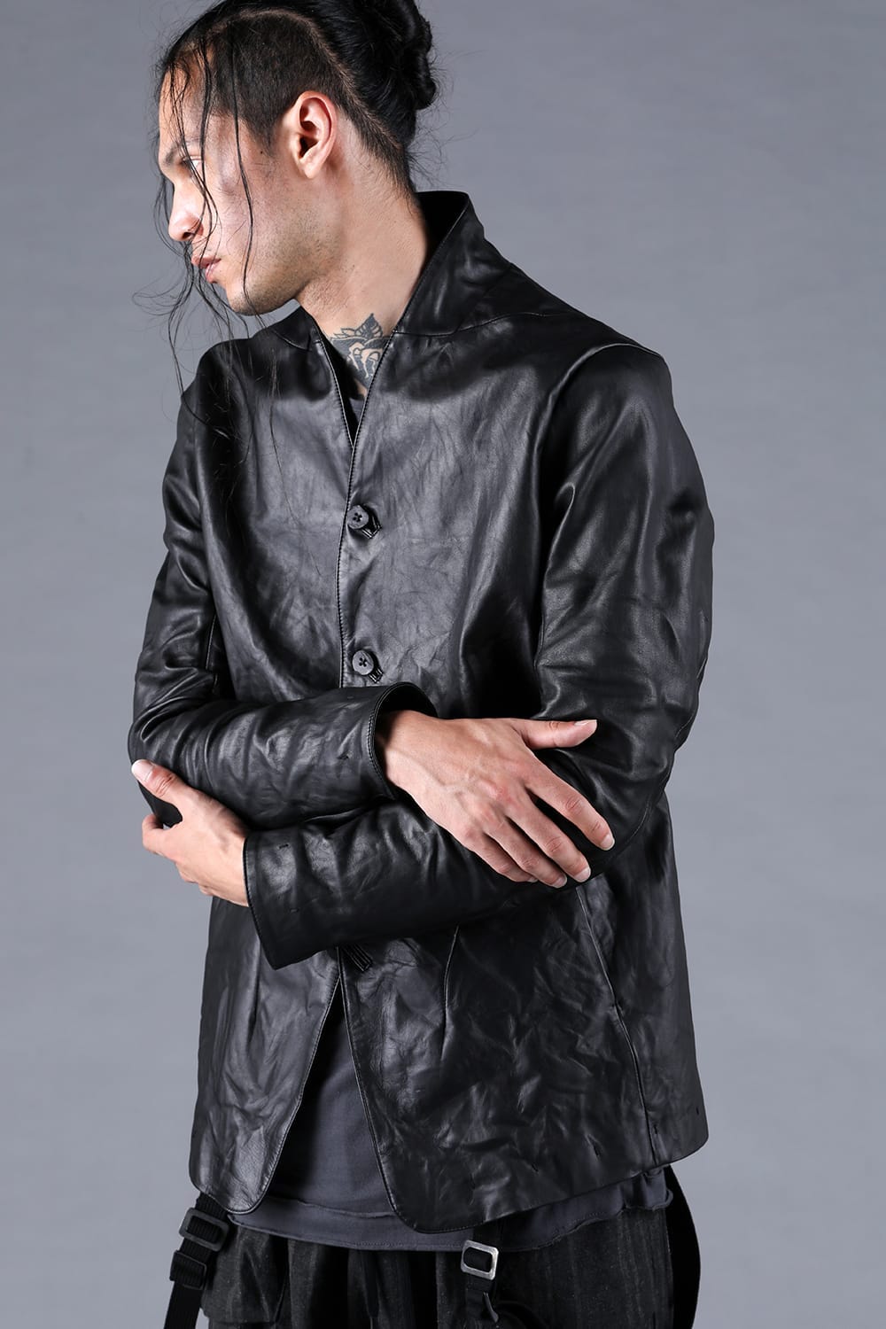 Image of staff wearing back style