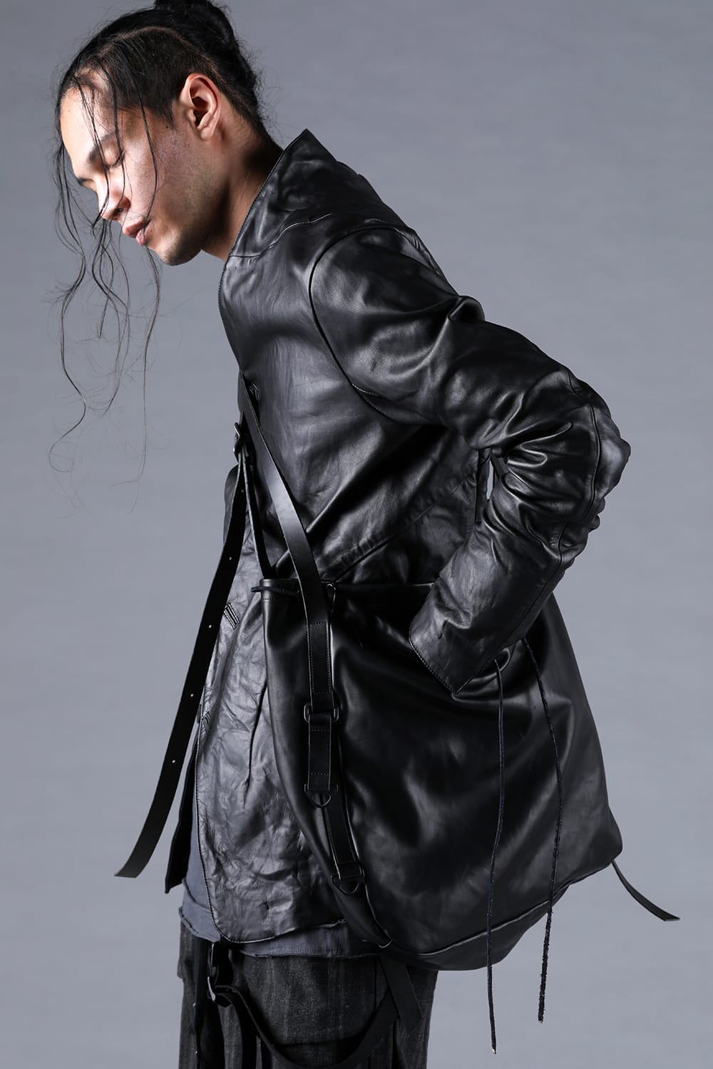 Image showcasing the pattern cutting around the arms and joints
