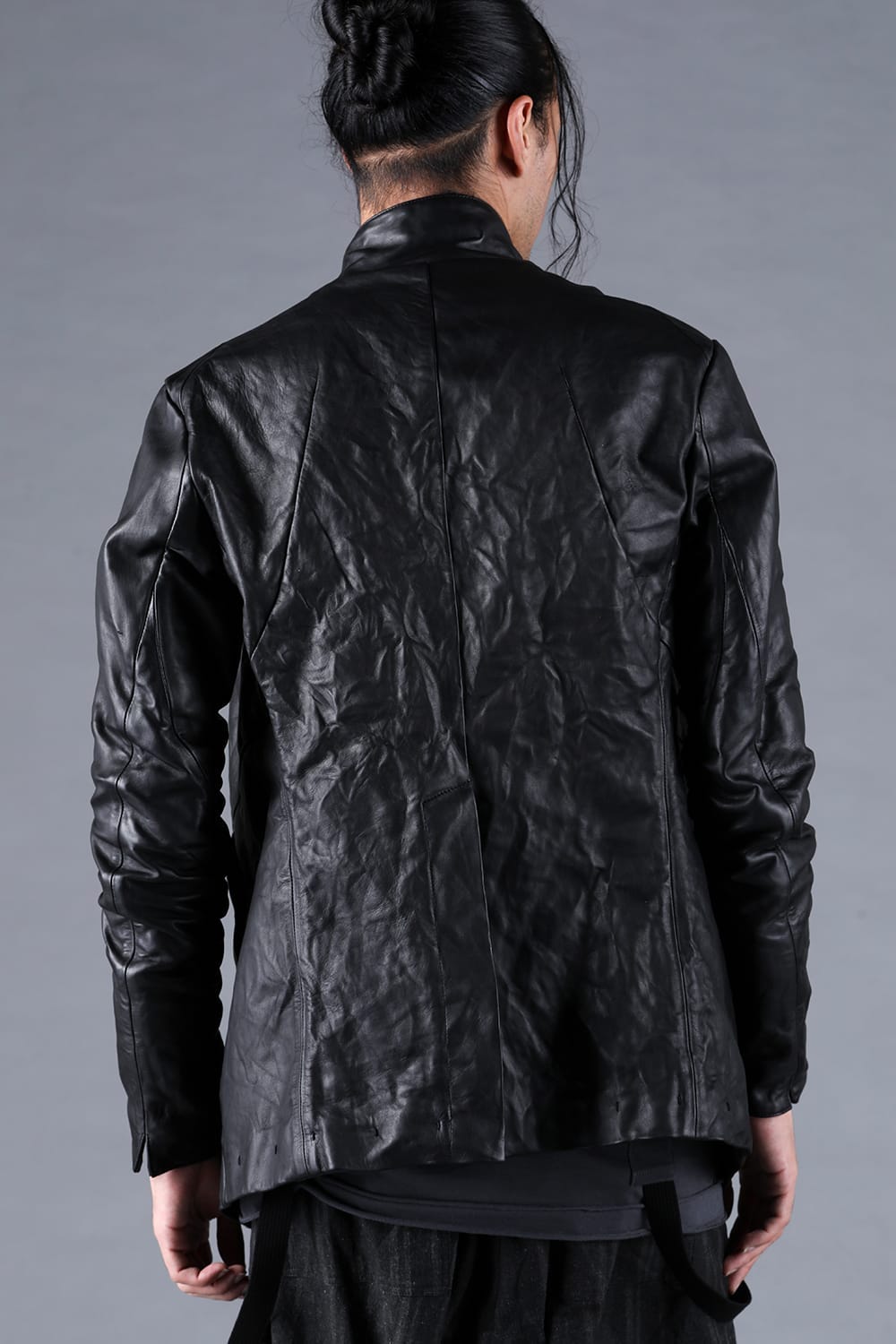 Back style image of the jacket seen from behind