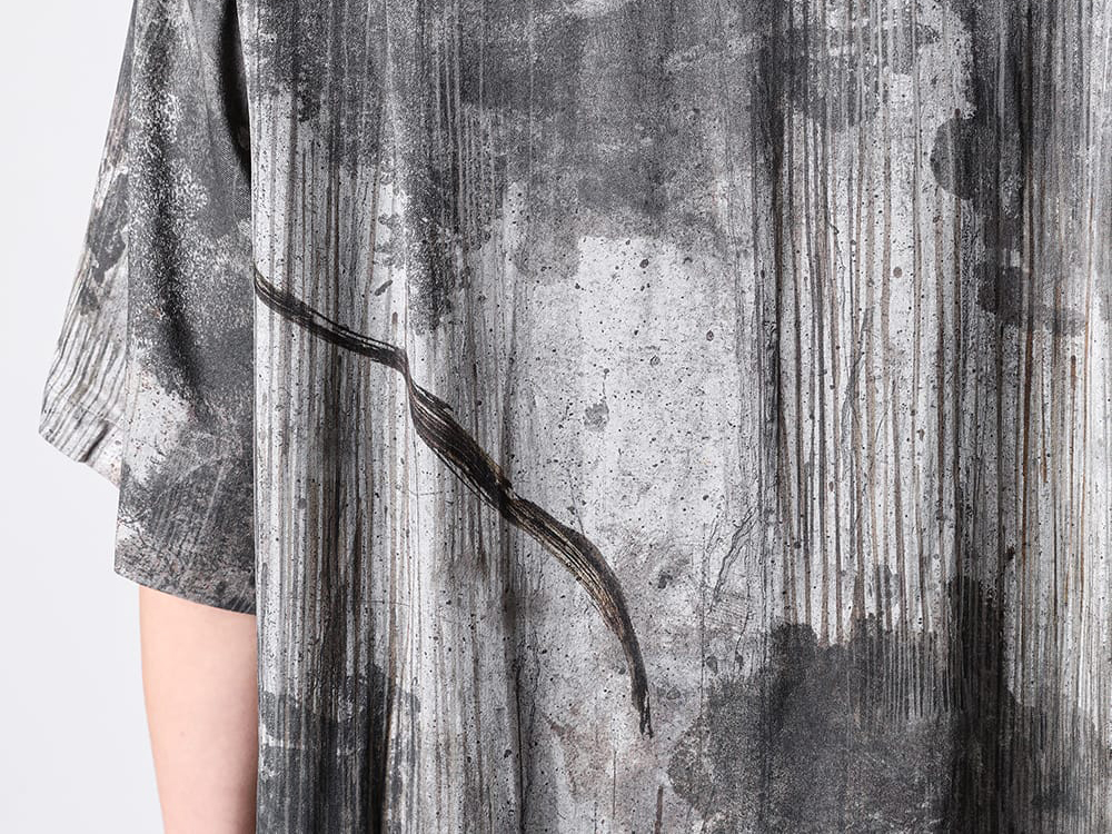 Close-up image conveying the luster of the silk fabric