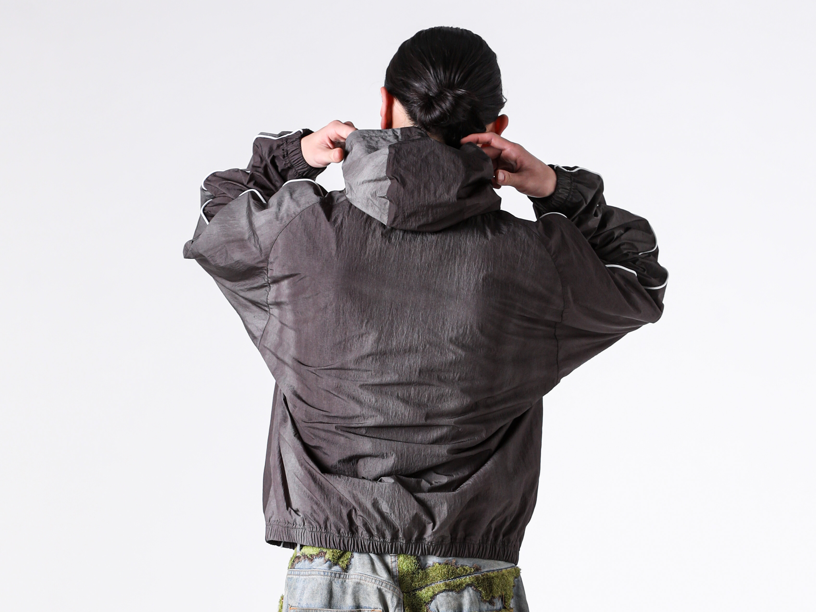 doublet 26SSのカオス刺繍が進化。新作トラックジャケットを紐解く