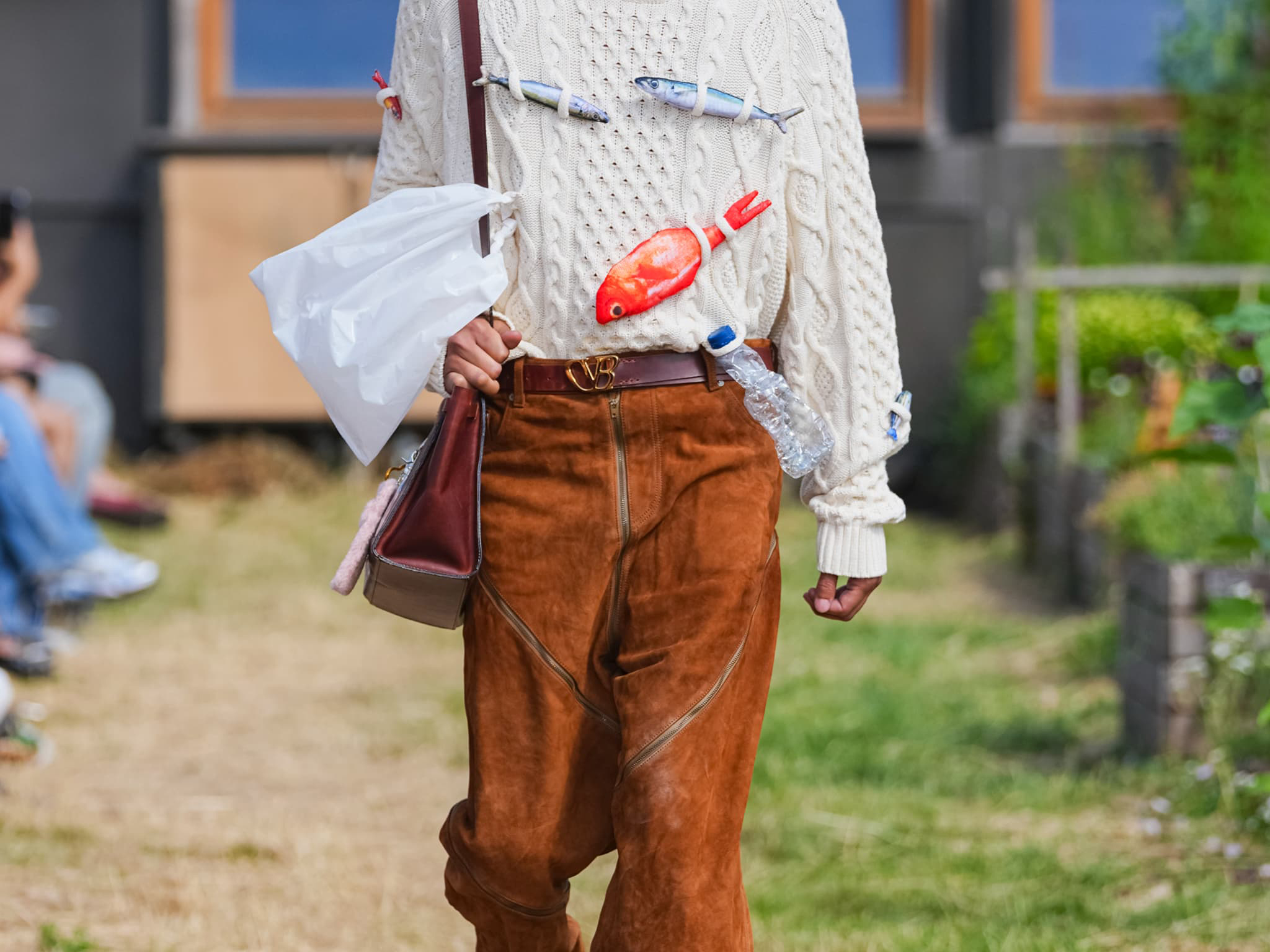 doublet 26SSのカオス刺繍が進化。新作トラックジャケットを紐解く
