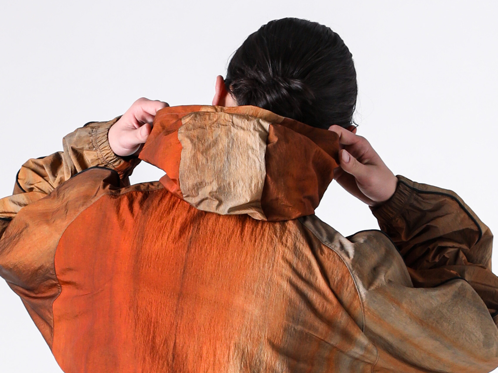 doublet 26SSのカオス刺繍が進化。新作トラックジャケットを紐解く