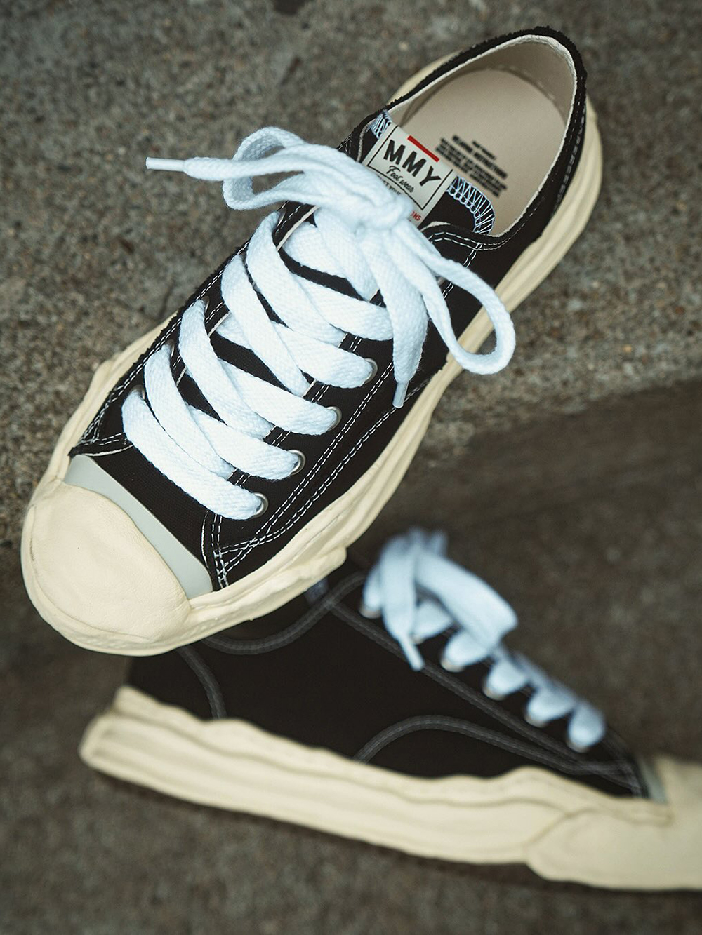 A09FW734 (HANK Vintage-like Sole)