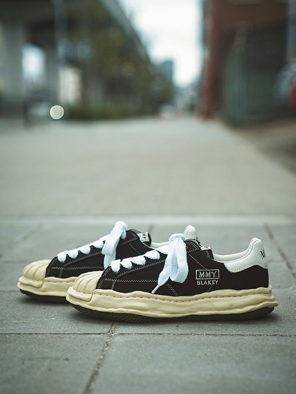 A09FW732 (BLAKEY Vintage-like Sole)