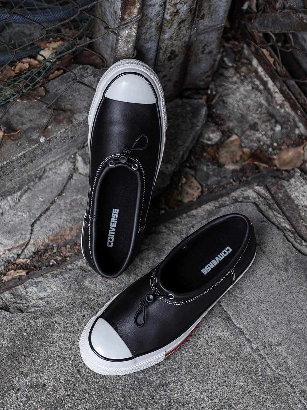 CONVERSE ALL STAR AGED TG OX: Late 90s Chuck Toggle Reconstructed in Soft Leather