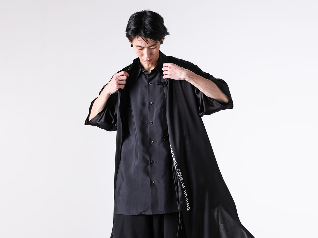 Yohji Yamamoto 26SS シルクサテンチャイナドレス(ブラウス)｜通販